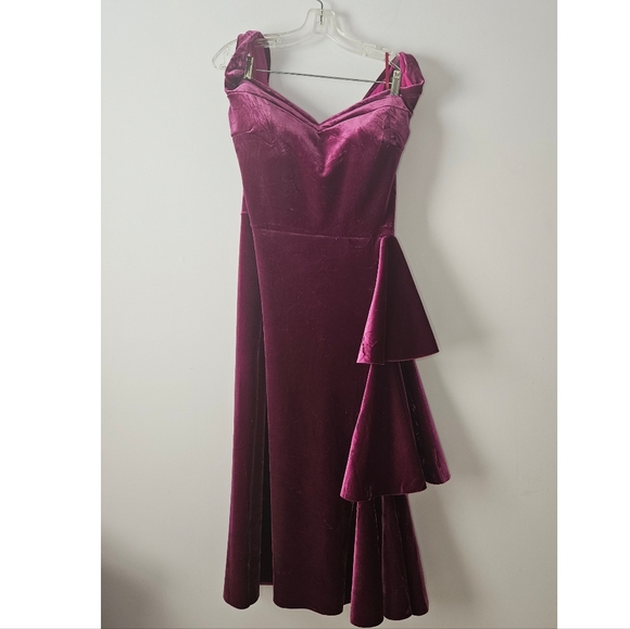 Chiara Boni Dresses & Skirts - Chiara Boni Velvet Ruffle Dress